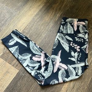 Apana yoga pants